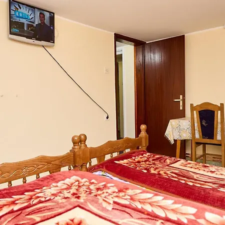 Apartment Malica *